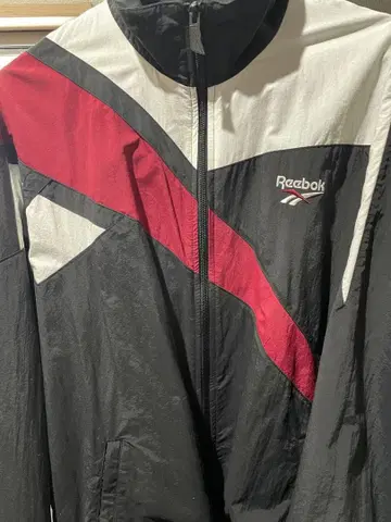 Reebok 나일론 자켓 벡터