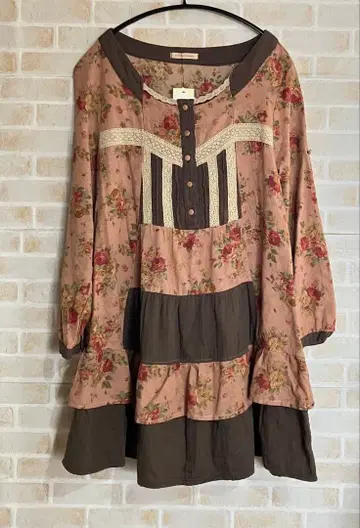 미사용 새상품 AKIHIKOIZUKURA 원피스 꽃무늬 모리걸