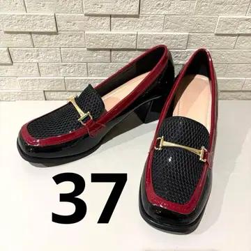 비트 로퍼 힐 펌프스 37 블랙 x 레드 청키힐