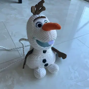홍콩 디즈니 한정판 올라프 뜨개질 인형 백
