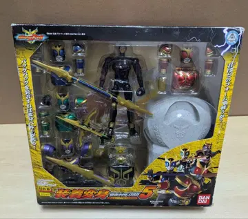 반다이 초합금 장착변신5 가면라이더 쿠우카 라이징 폼 세트