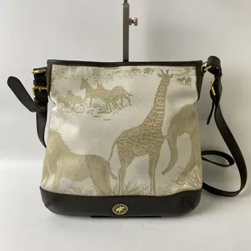 HUNTING WORLD ZOO 사바나 가죽 애니멀 사선 크로스백
