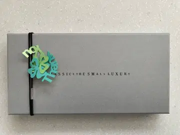 CLASSICS the SMALL LUXURY 핑크 손수건 2장 세트