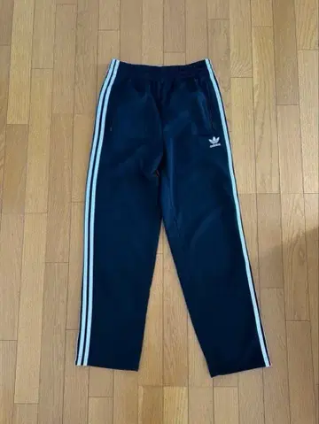 adidas 아디다스 트랙 팬츠 블랙 S 프릭스스토어