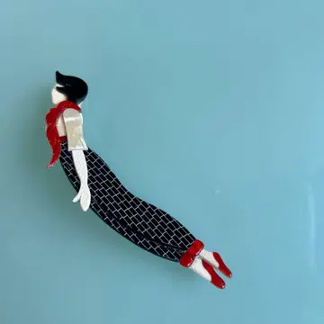 LEA STEIN 레이디 다이버 브로치