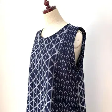 기모노 리메이크 치쿠시 유키(쿠루메가스리) 슬리브리스 원피스(301)