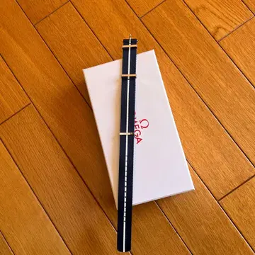 OMEGA 정품 네이비 화이트 NATO 스트랩