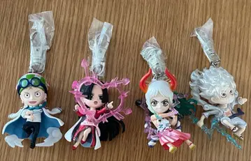 원피스 피규어 키링 루피 야마토 핸콕 코비