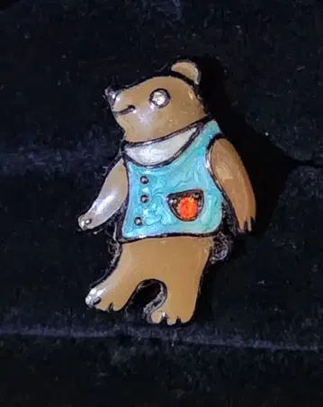 ANNA SUI 곰돌이 핑 브로치