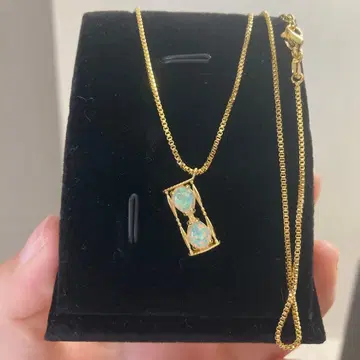 [ 새상품급 ] 오팔 모래시계 펜던트 목걸이 새상품