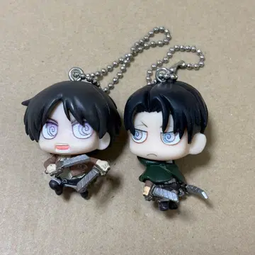 진격의 거인 치비 캐릭터 마스코트 2개 세트 엘렌 리바이