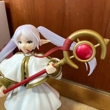 익명 배송 장송의 프리렌 피규어