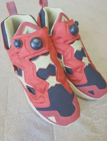 [컨디션 최상] Reebok x 스트리트 파이터 펌프 퓨리 28cm