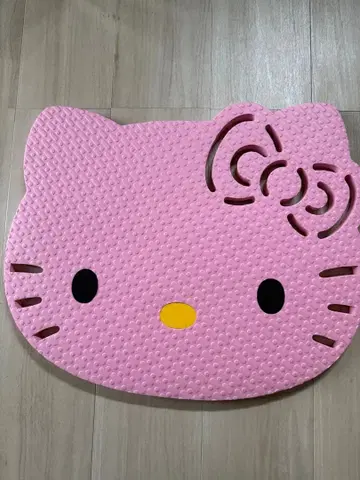헬로키티 얼굴 모양 매트 핑크