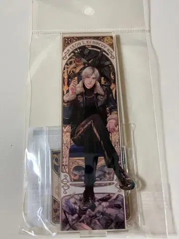 새상품 바이오하자드 30주년 아크릴 스탠드 레온