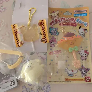 산리오 컬러풀 카라비너 마스코트 참 폼폼푸딩 캔디 참