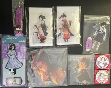 귀멸의 칼날 코쵸우 시노부 츠유리 카나오 아크릴 스탠드 캔뱃지 참 세트