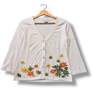 시빌라 Sybilla 꽃무늬 자수 니트 가디건 베이지 M