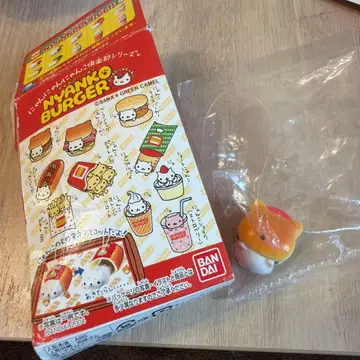 냥냥냥코 버거 스트랩 당시 초레어