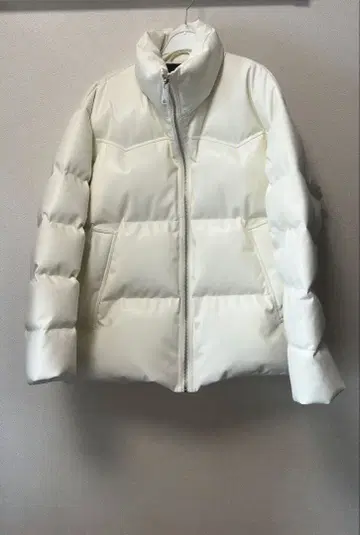 ReZARD 화이트 다운 자켓