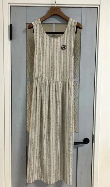 studio CLIP 스튜디오 클립 린넨 레이온 슬리브리스 원피스