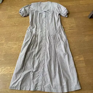 핑크하우스 브라운 계열 깅엄 체크 패턴 반팔 원피스