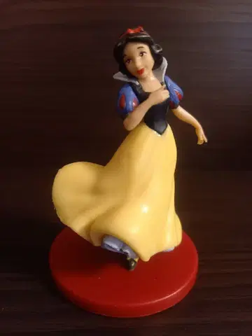 백설공주 피규어