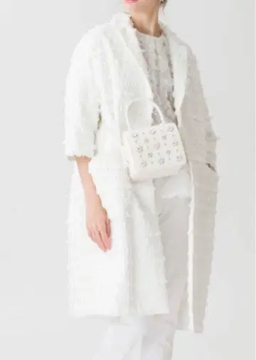 트루 바이 마리코 오이카와 코트