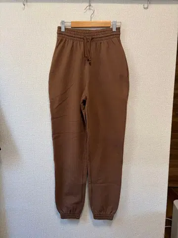 Baserange 브라운 맨투맨 조거 팬츠 XS