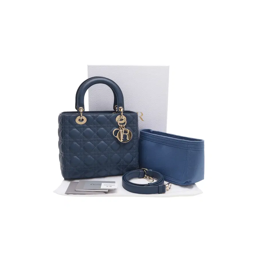 迪奥Lady Dior中号手袋