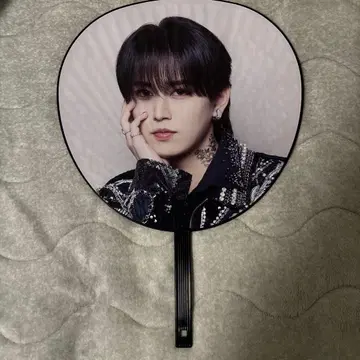 jo1 시로이와 루키 부채 도쿄돔