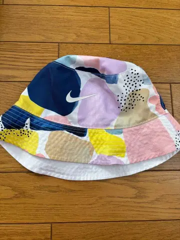 나이키 컬러풀 버킷햇