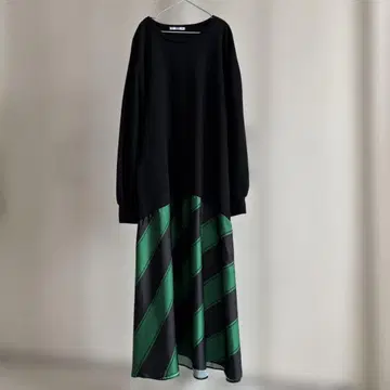 ZARA 롱 원피스 플레어 맨투맨 새틴 그린 블랙