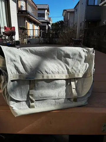 CHROME 메신저 백 20L 내수성