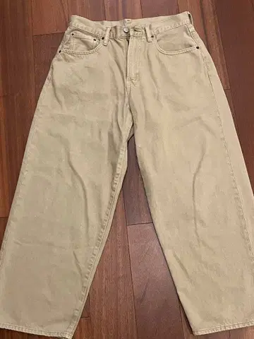 미사용 GAP 슈퍼 배기 데님 베이지