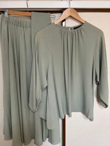 TIARA La GRANDE COUTURIERE 셋업 민트 그린