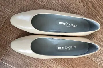 [새상품] marie claire / 22.5cm