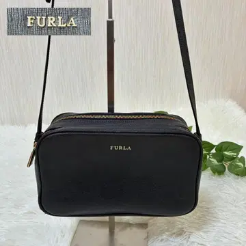 FURLA 훌라 숄더백 카메라백 블랙 가죽