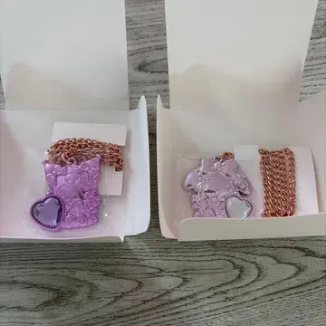 산리오 딸기신문 50주년 기념 반짝이는 펜던트 마이멜로디 쿠로미