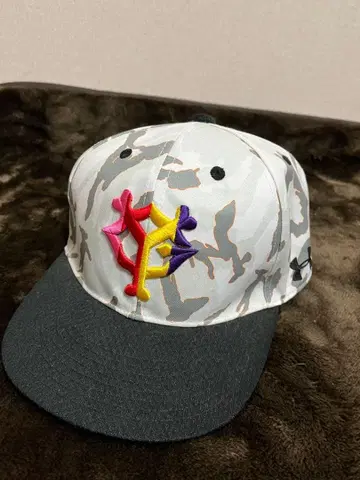자이언츠 모모크로 Under Armour 카모 패턴 캡