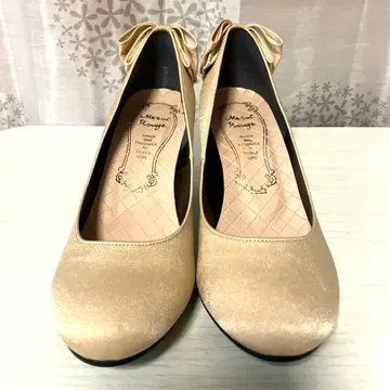 [ 미사용 ] 포멀 펌프스 24.0cm 베이지 결혼식 리본 박스 있음