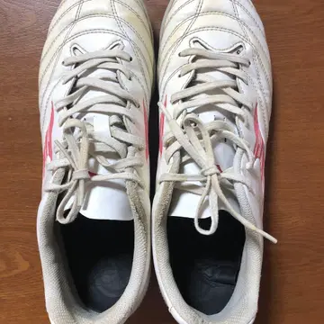 Mizuno 축구화 화이트/레드
