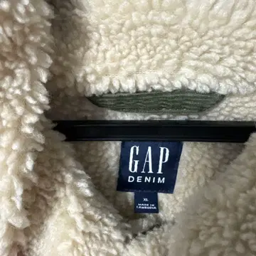 GAP 코듀로이 보아 자켓