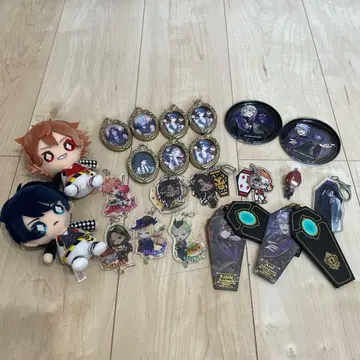 트위스티드 원더랜드 봉제 인형, 키링 세트