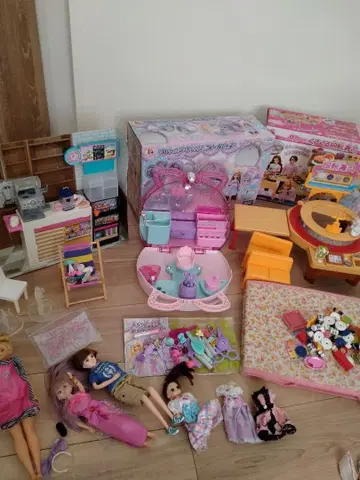 리카짱 빙글빙글 회전초밥 꿈빛 헤어 메이크업 백 바비 카페