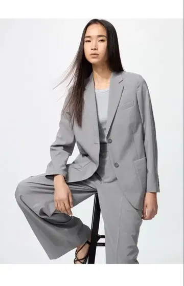 유니클로 감동 자켓 릴랙스 핏