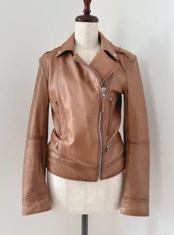 마시모 두띠 (Massimo Dutti)의 양가죽 라이더 재킷