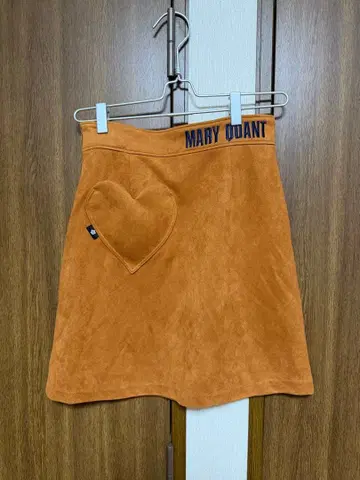MARY QUANT 하트 포켓 스웨이드 스커트