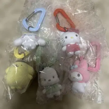 산리오 컬러풀 카라비너 마스코트 참 컴프 세트