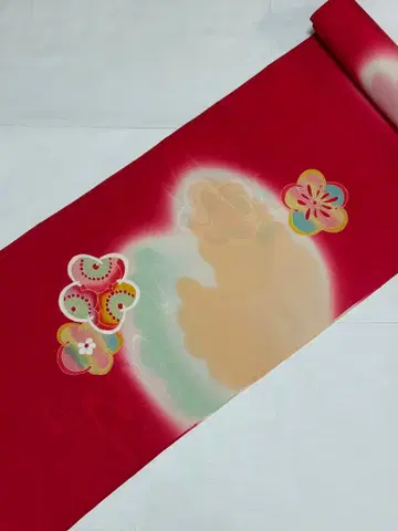 어린이 기모노 옷감 순수 실크 사쓰신 빨간색 꽃무늬